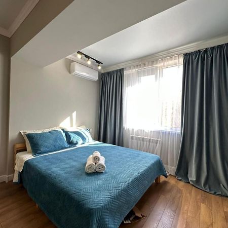 Apartament Жилой Комплекс Молодежный На Тулебаева Ałma Ata Zewnętrze zdjęcie